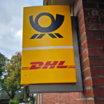 Bild des Postschildes der Postfiliale in Sülfeld